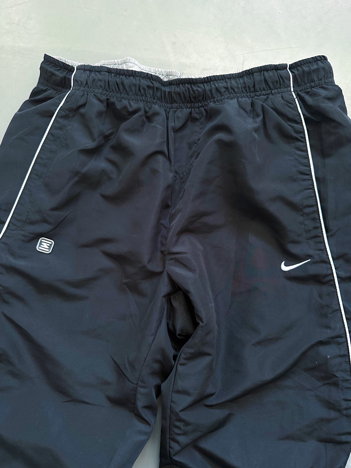 Nike Vintage *SHOX* Trackpants | L