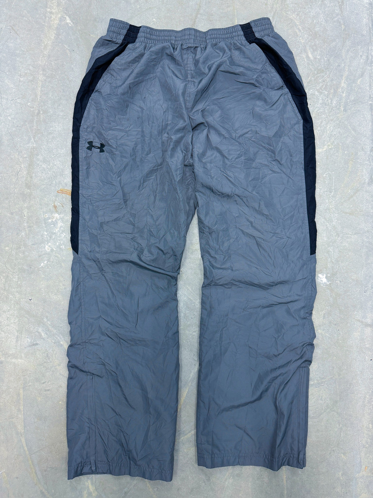Under Armour Vintage Trackpants | M