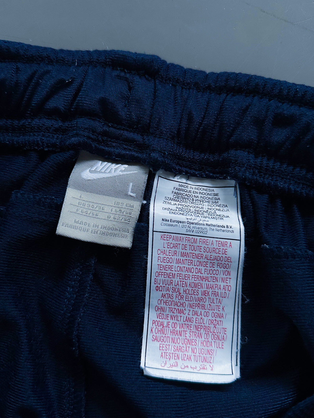 Nike Vintage Trackpants | L