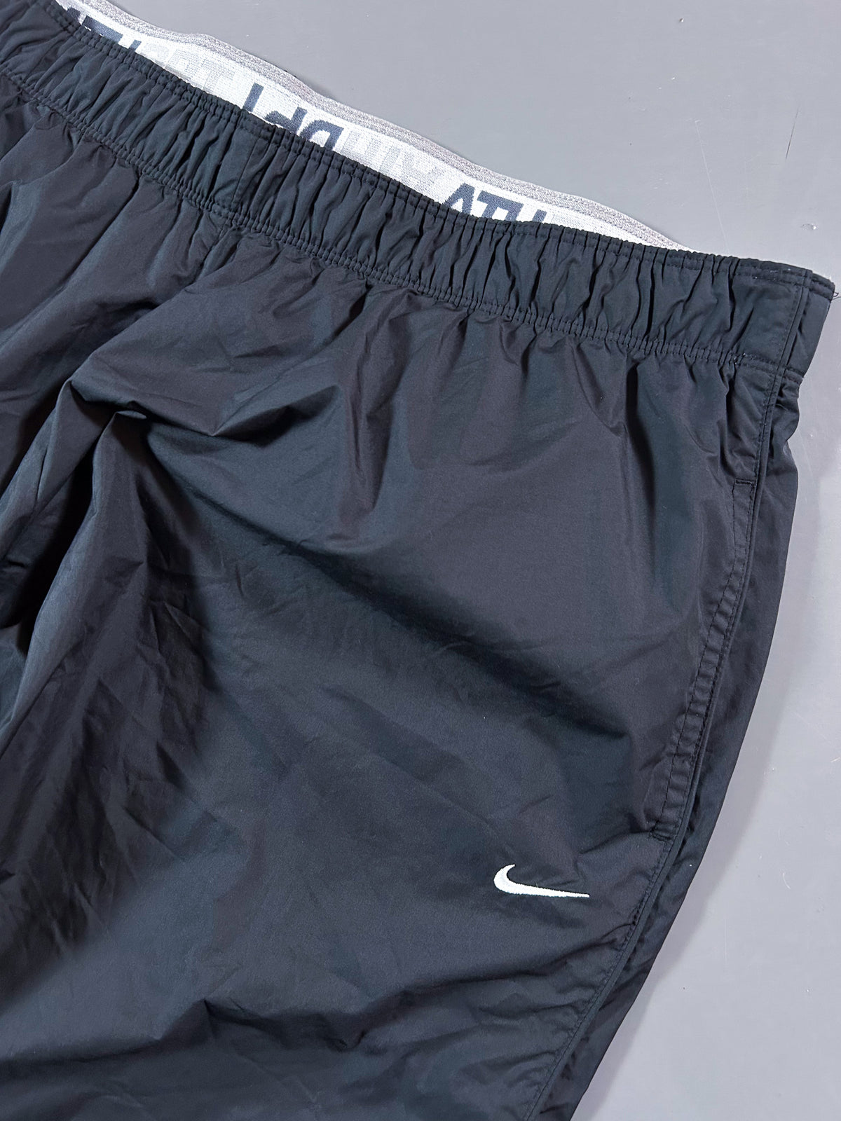Nike Vintage Trackpants | L