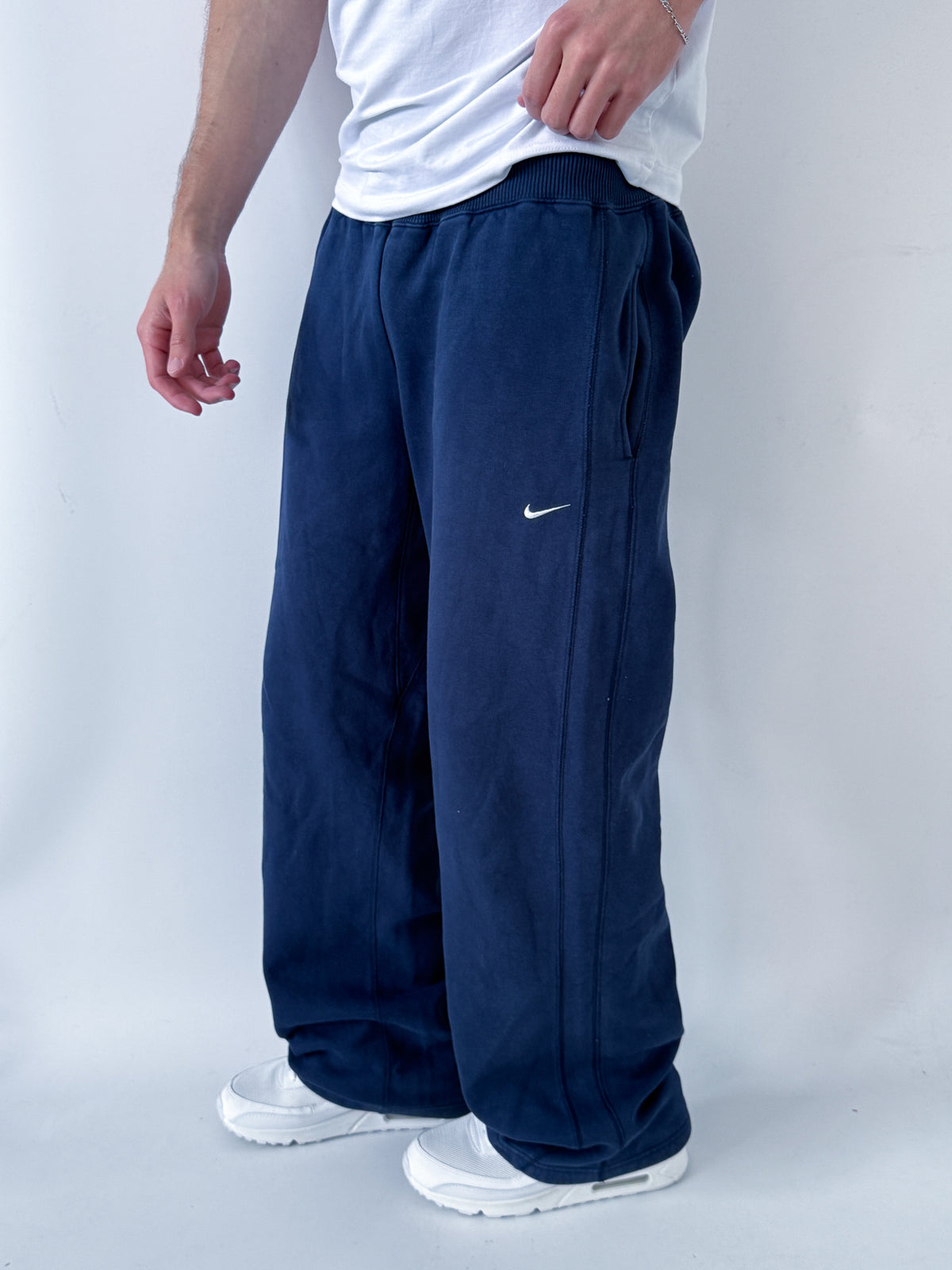 Nike Vintage *PREMIUM* Sweatpants | S