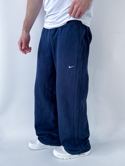 Nike Vintage *PREMIUM* Sweatpants | S