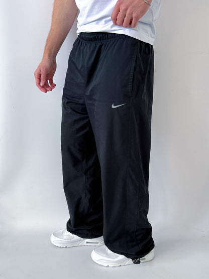 Nike Vintage *DEADSTOCK* Trackpants | M