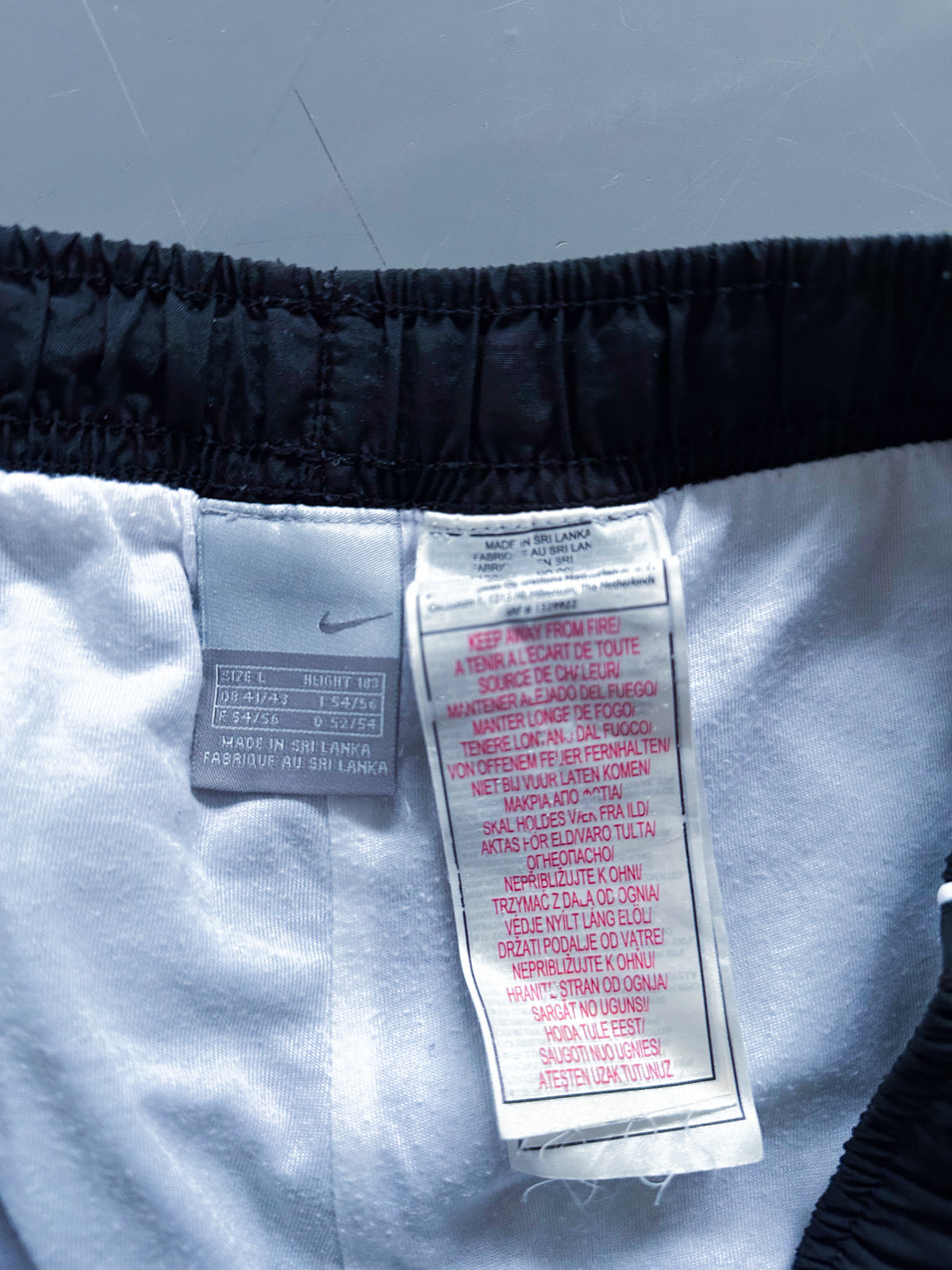 Nike Vintage *PREMIUM* Trackpants | L