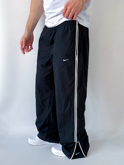 Nike Vintage Trackpants | M