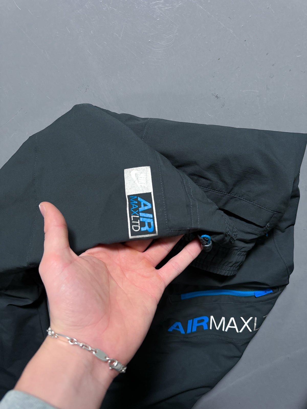 Nike *Air Max* Vintage Trackpants | L