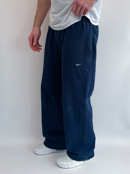 Nike Vintage Open Leg Sweatpants | M
