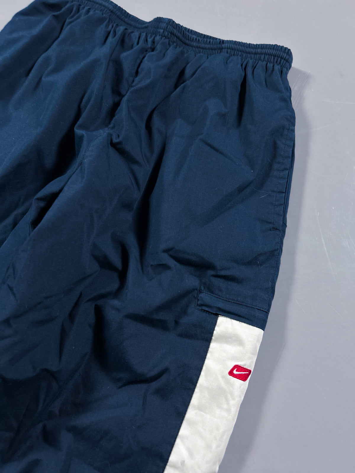 Nike Vintage Trackpants | L