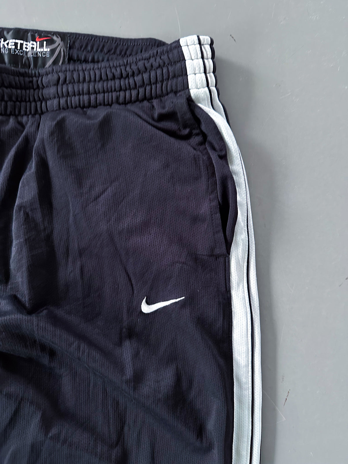 Nike Vintage Trackpants | L