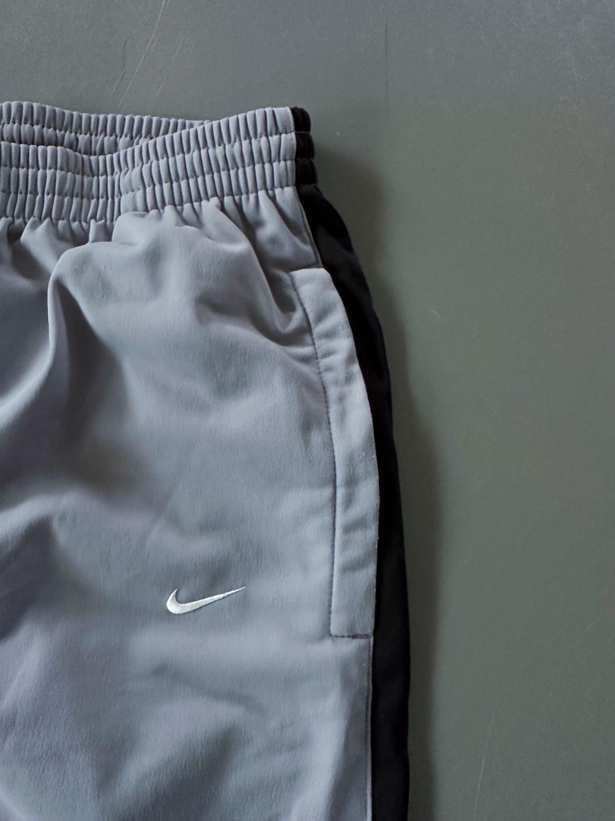 Nike Vintage Trackpants | XL