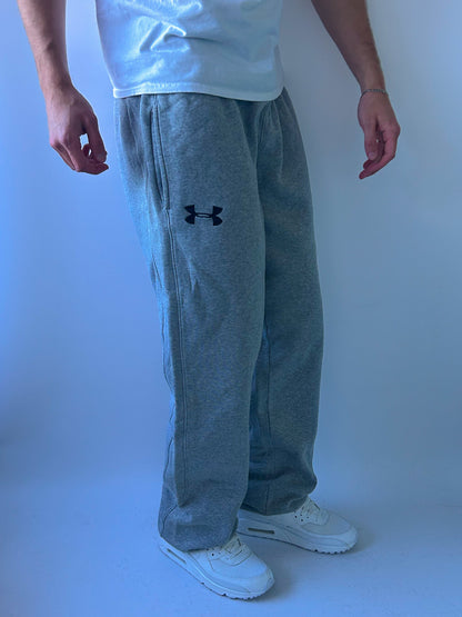 Under Armour Vintage Sweatpants | M