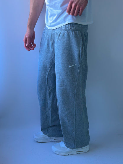 Nike Vintage Sweatpants | L