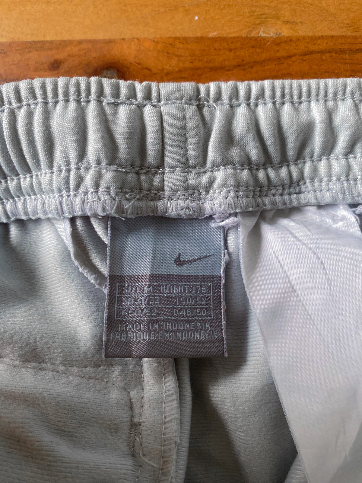 Nike Vintage *PREMIUM* Trackpants | M