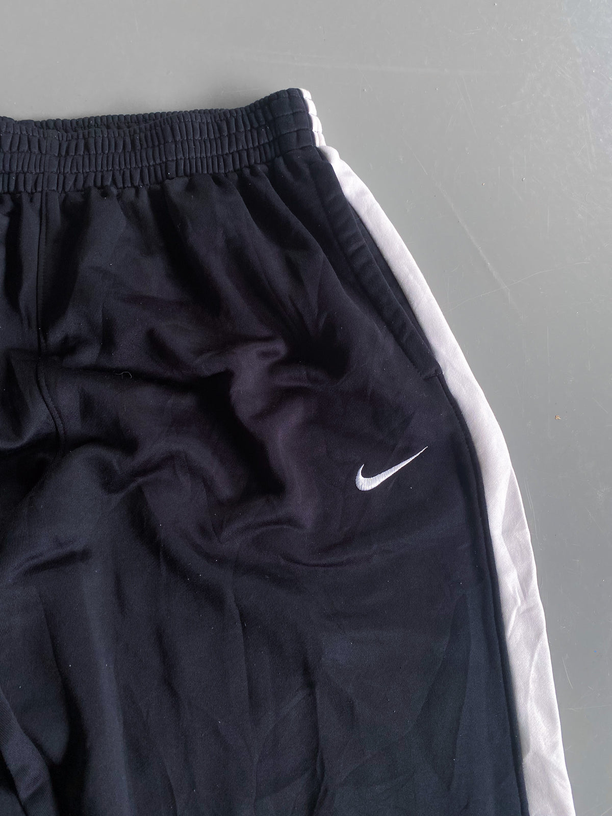 Nike Vintage Trackpants | L