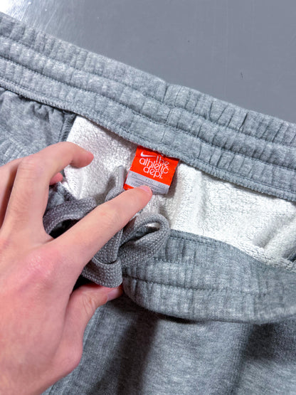 Nike Vintage Sweatpants | XL