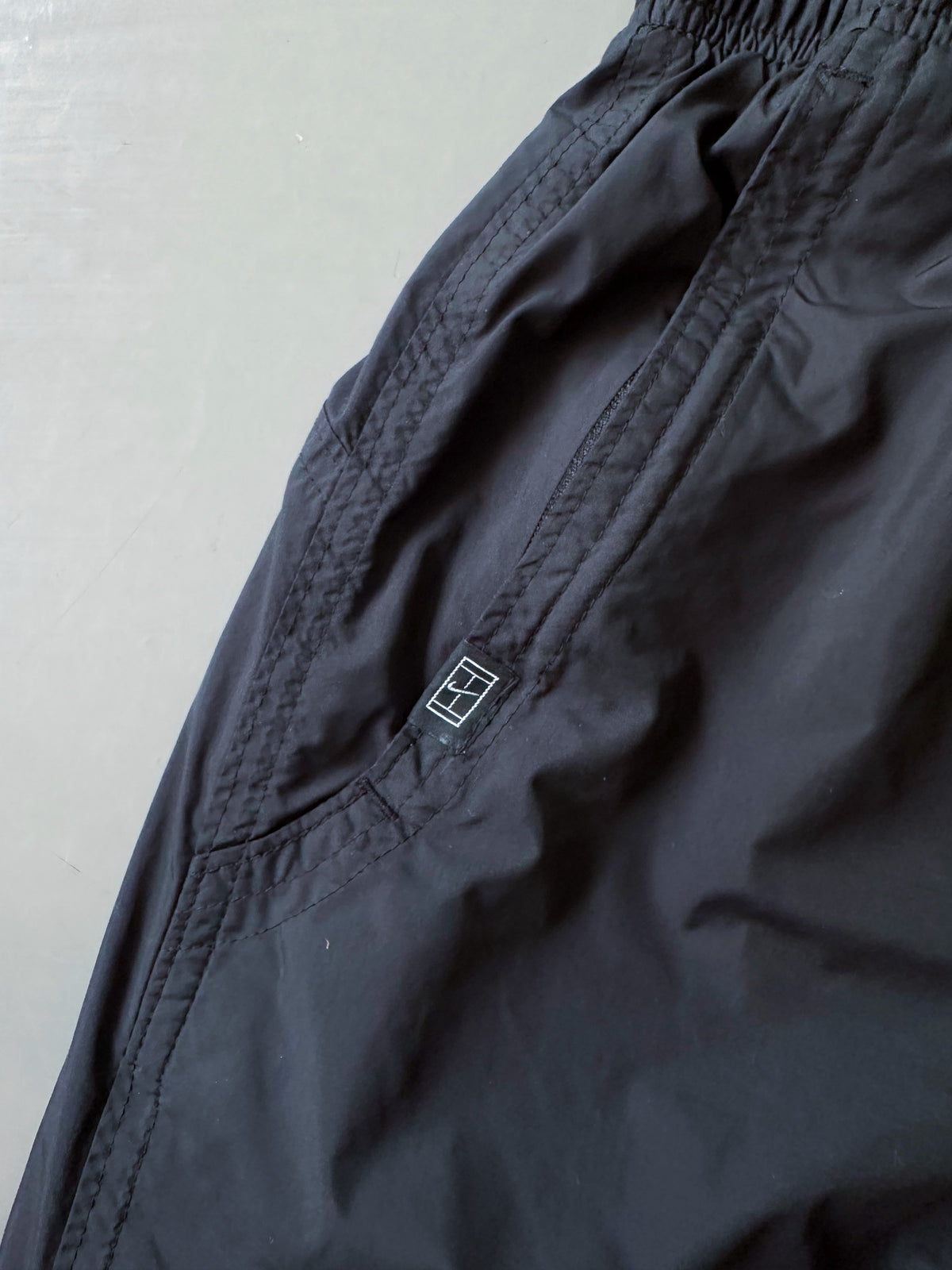 Nike Vintage Trackpants | L