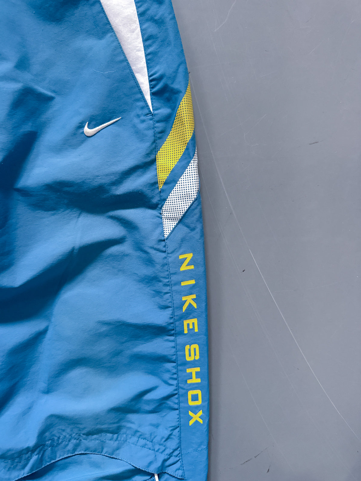Nike Vintage *SHOX* Trackpants | XS