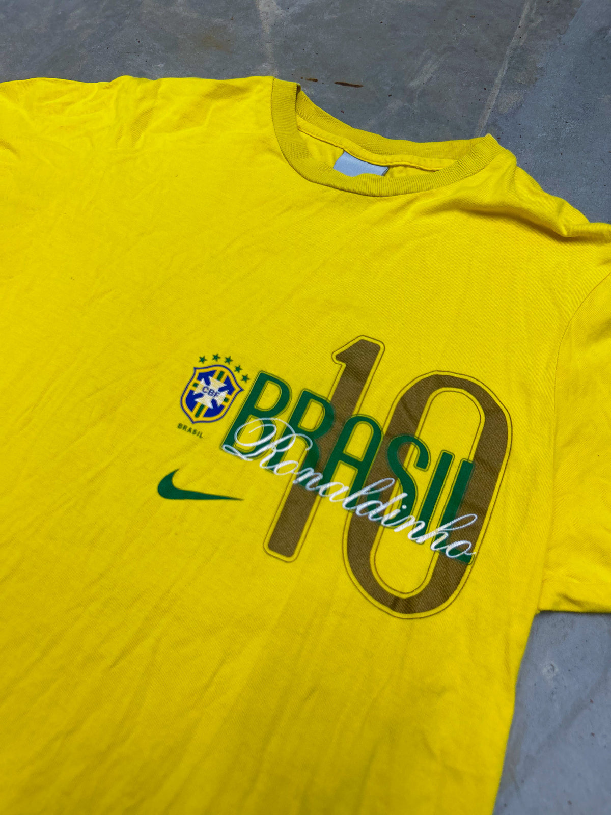 Vintage Nike x Brasil Shirt | S