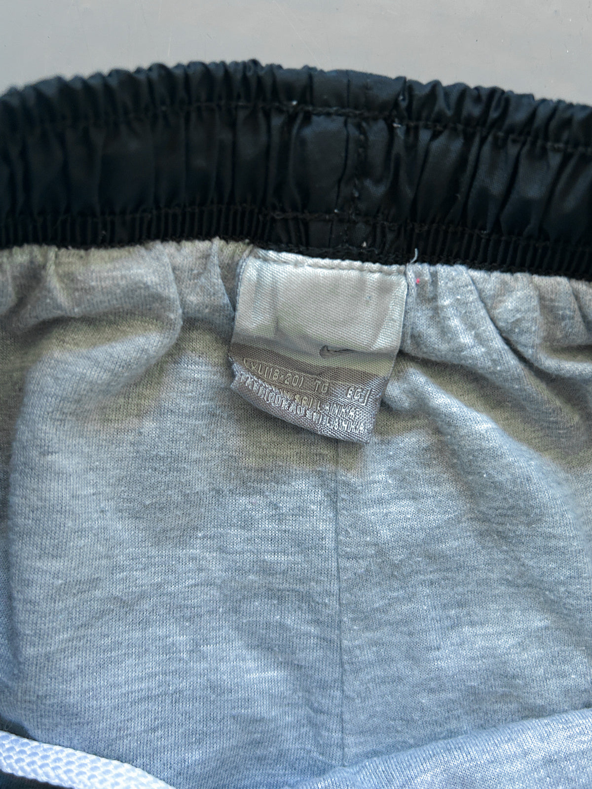 Nike Vintage Trackpants | L