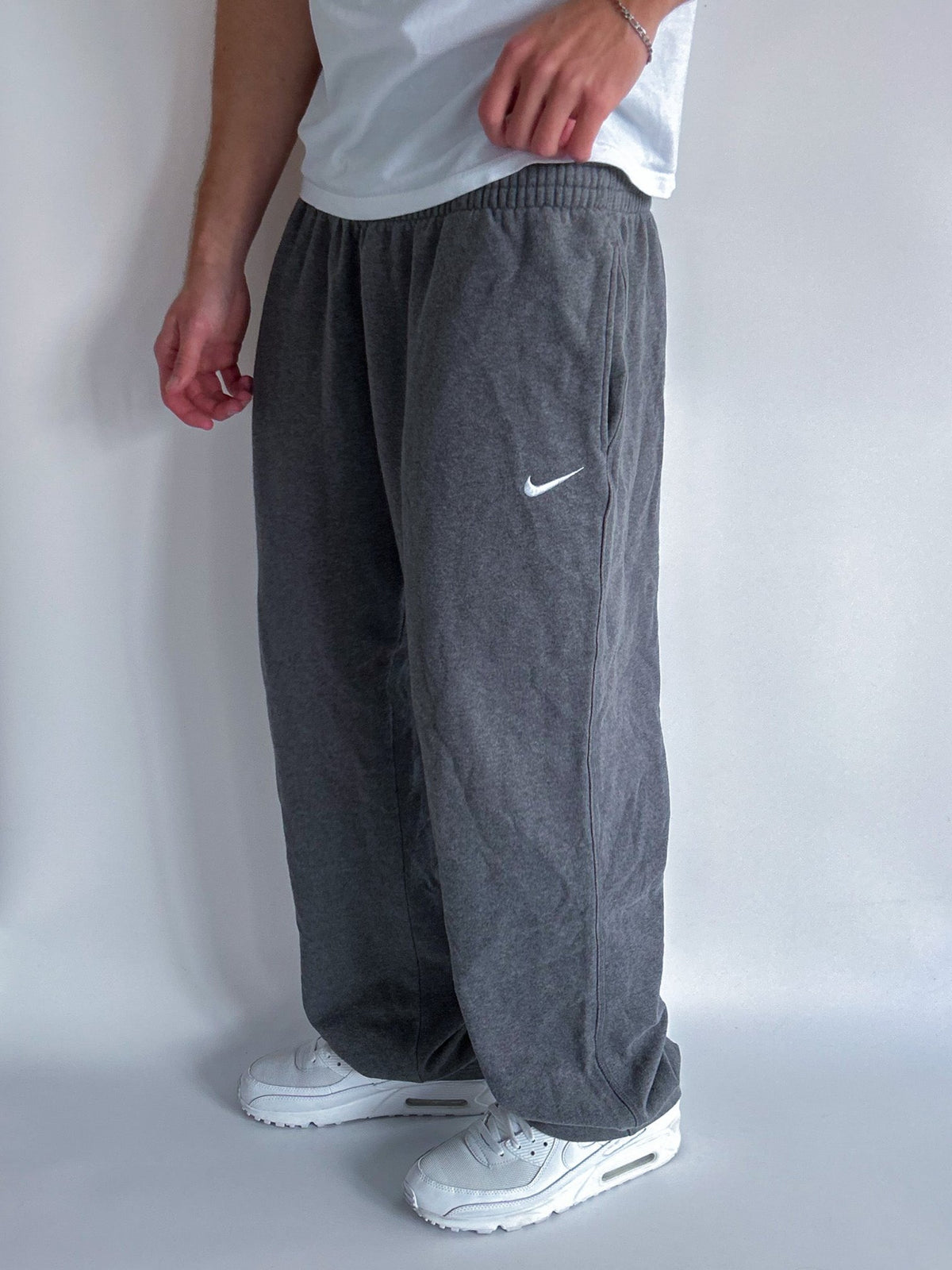 Nike Vintage Open Leg Sweatpants | M