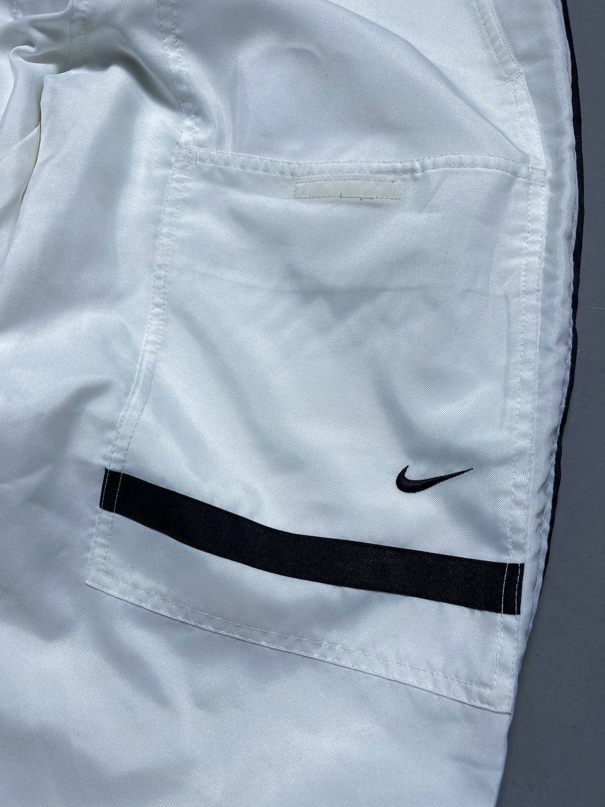 Nike Vintage *Uptempo* Trackpants | M