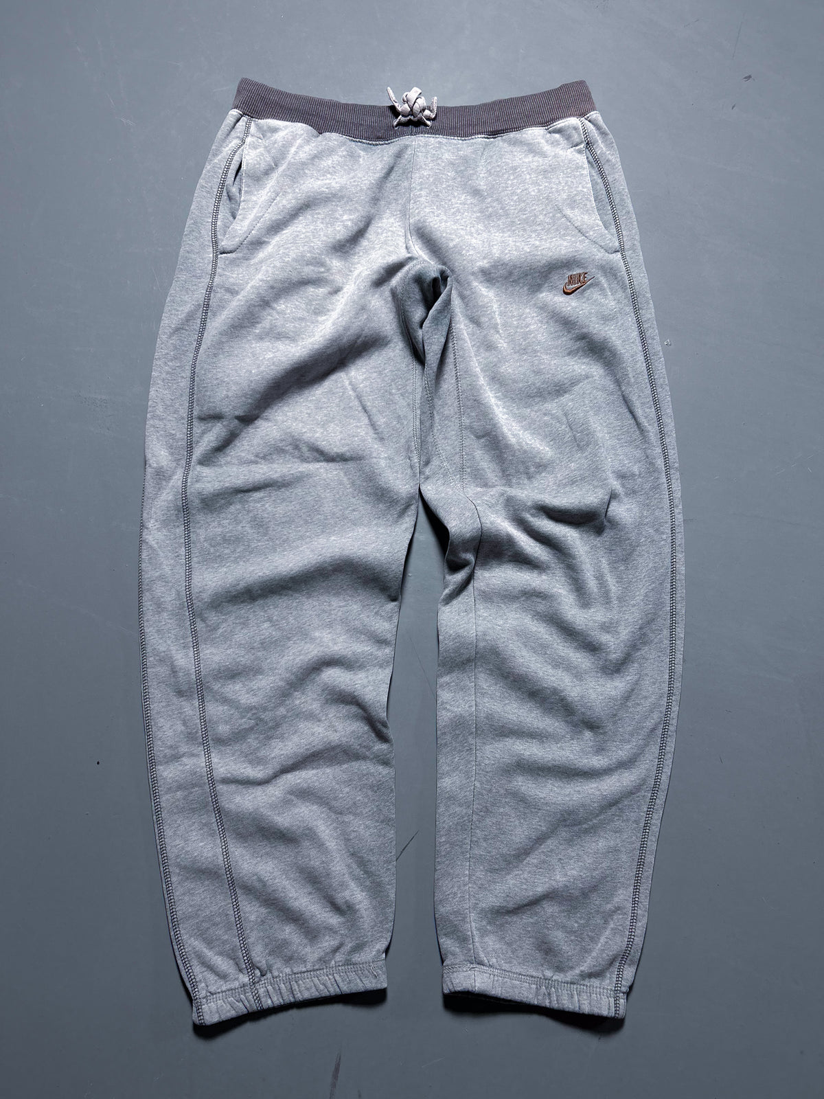 Nike Vintage Sweatpants | M