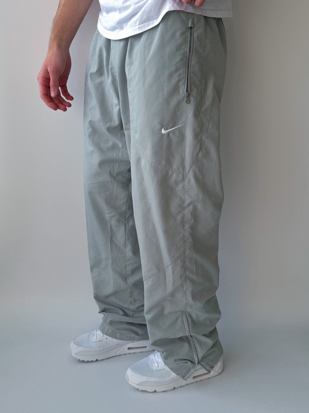 Nike Vintage Trackpants | L