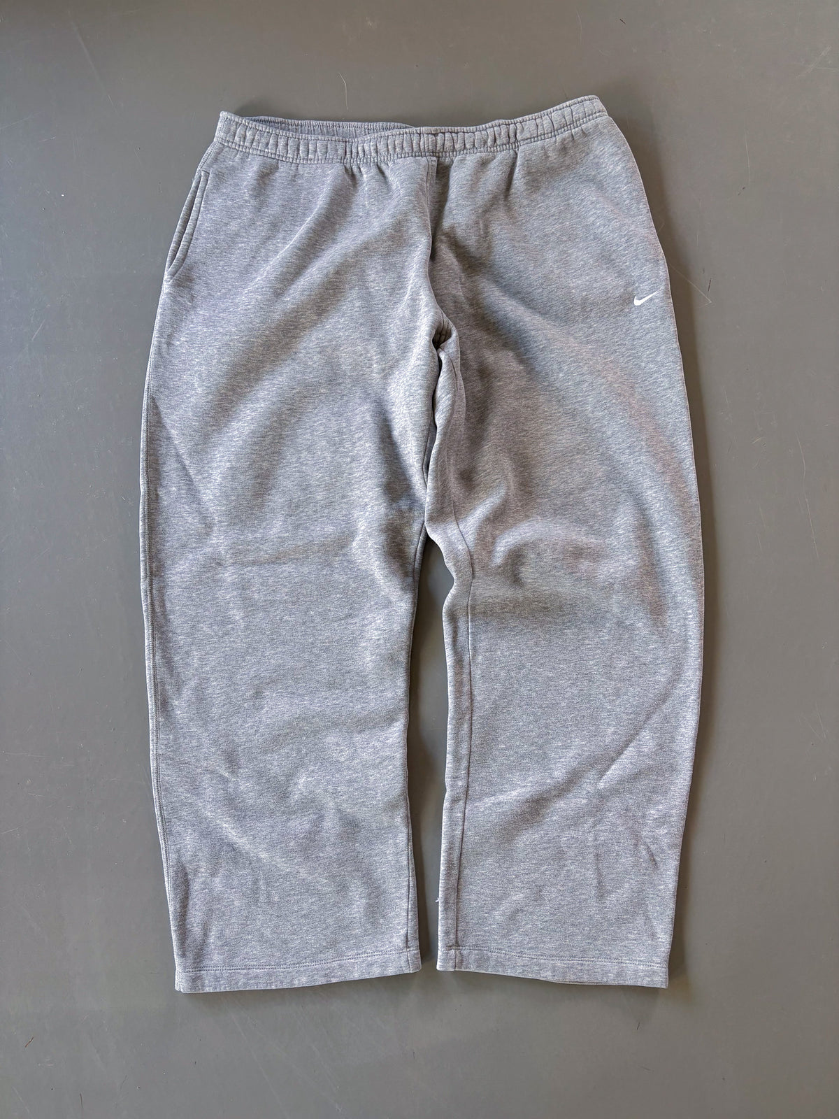 Nike Vintage Sweatpants | XL