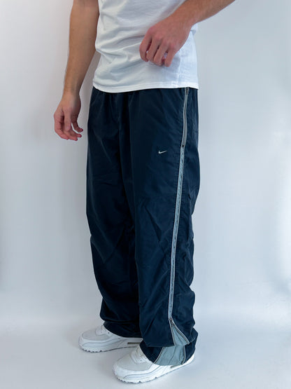 Nike Vintage Trackpants | L