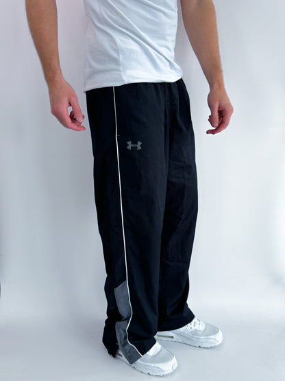 Under Armour Vintage Trackpants | M