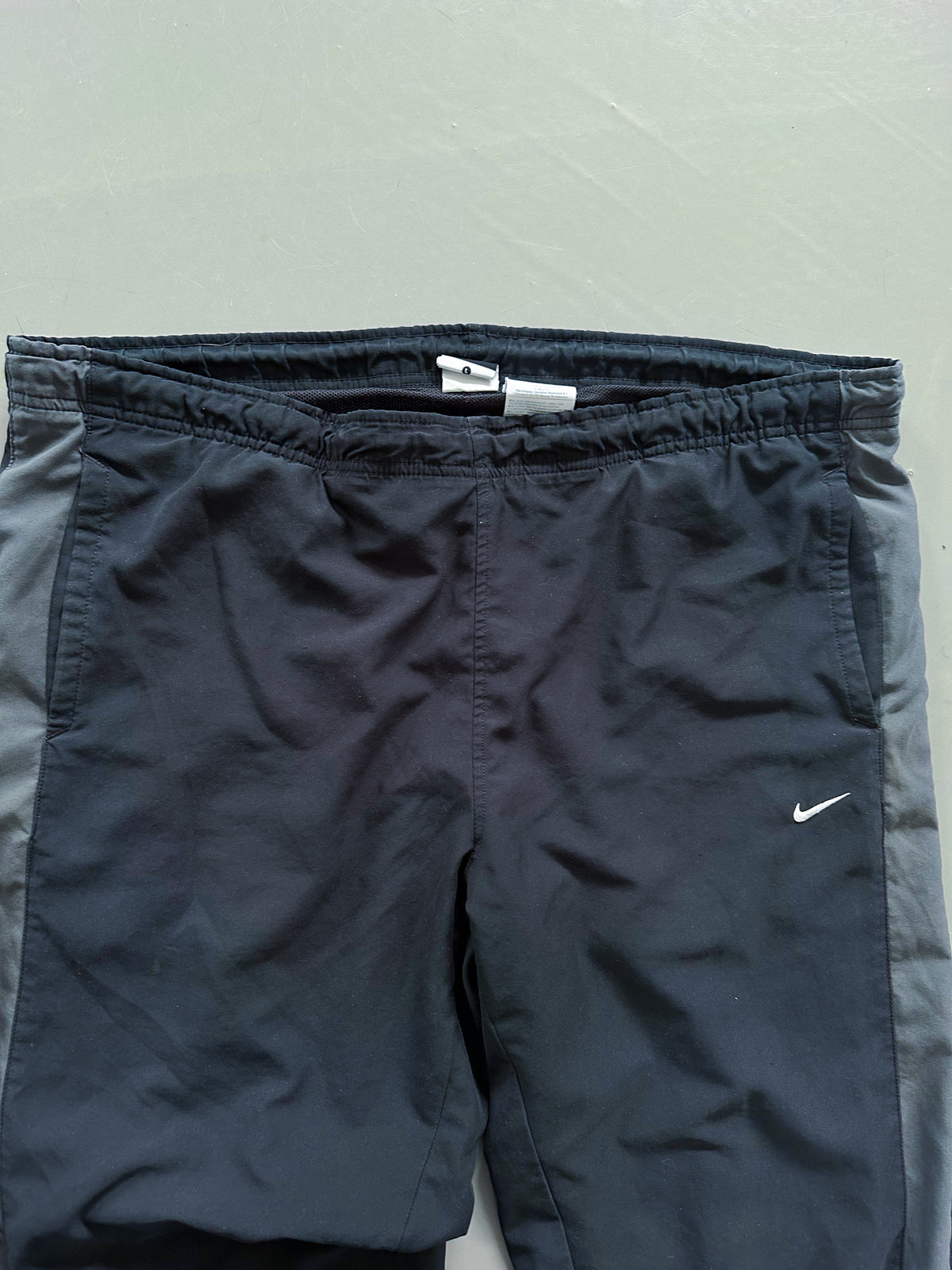 Nike Vintage Trackpants | L