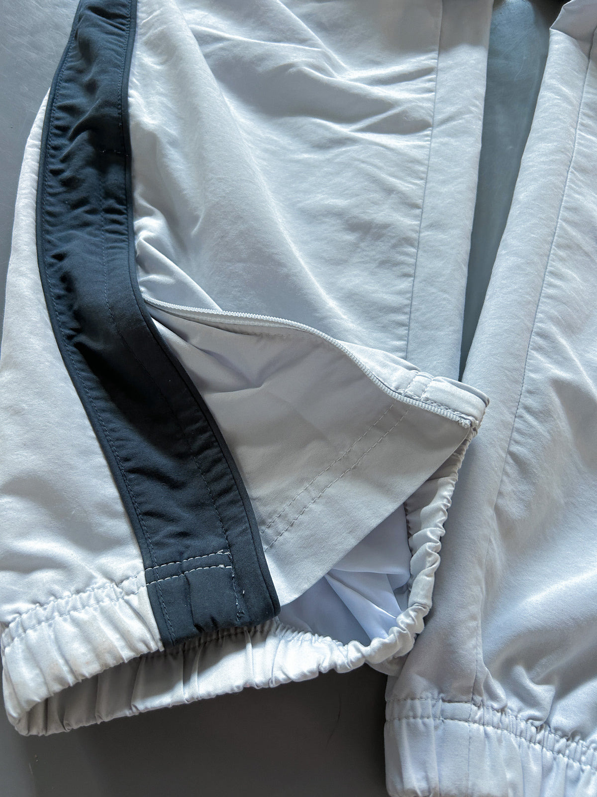Nike Vintage Trackpants | L