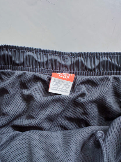 Vintage Nike Shorts | M