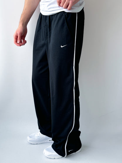 Nike Vintage *PREMIUM* Trackpants | M
