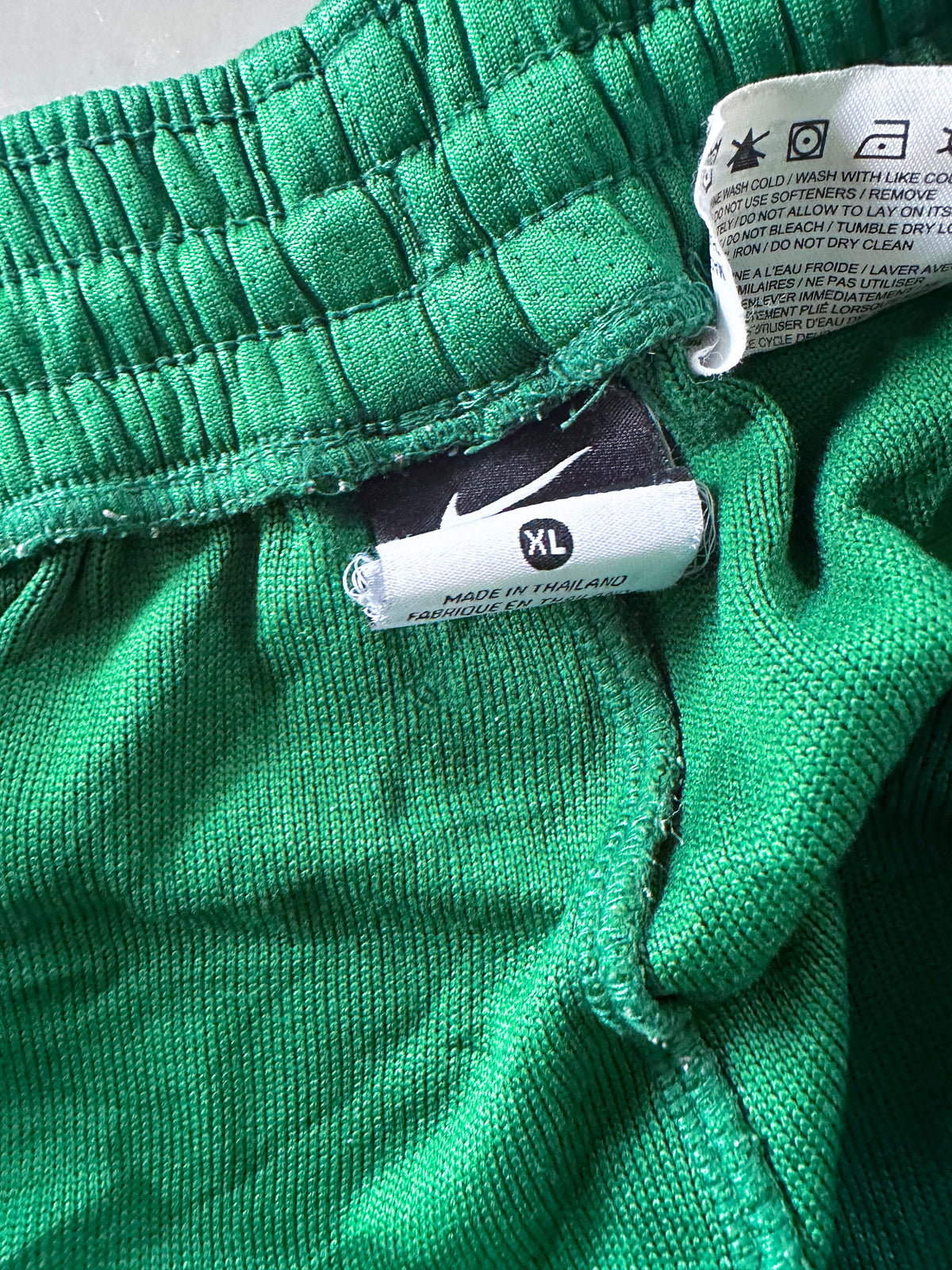 Nike Vintage Trackpants | XL