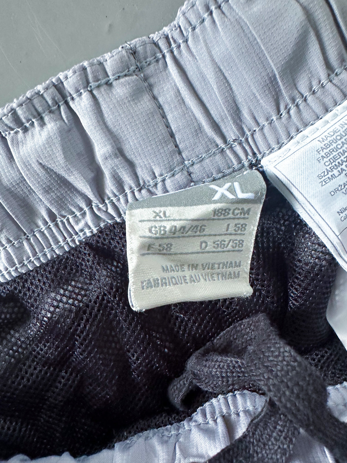 Nike Vintage Trackpants | L