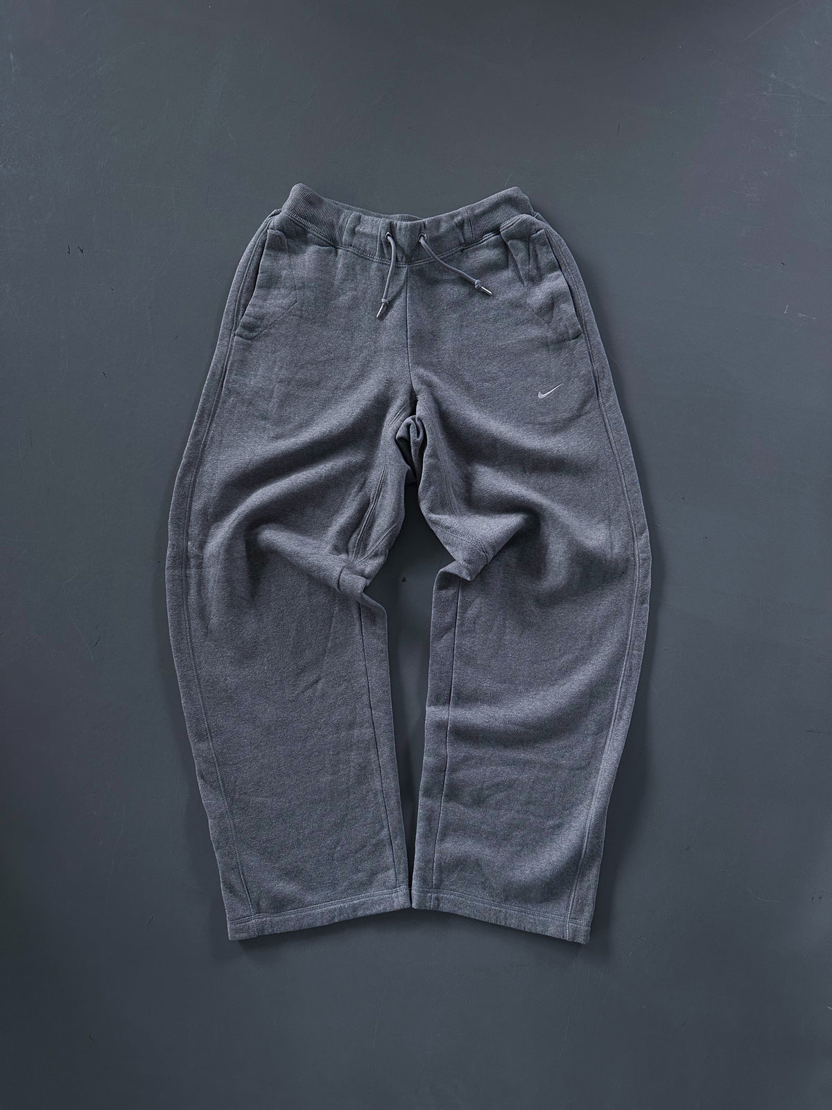 Nike Vintage *PREMIUM* Open Leg Sweatpants | S