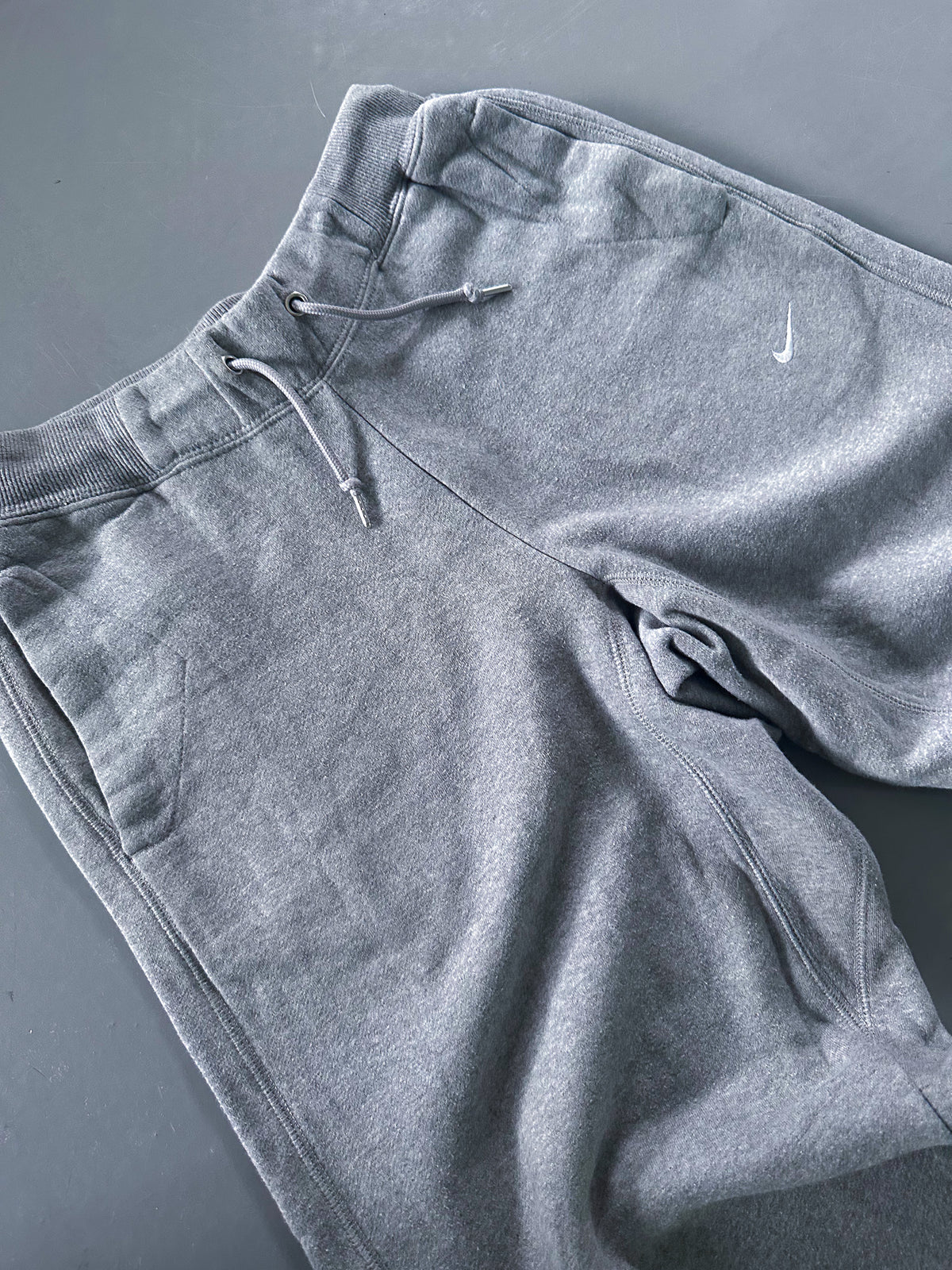 Nike Vintage *PREMIUM* Open Leg Sweatpants | S