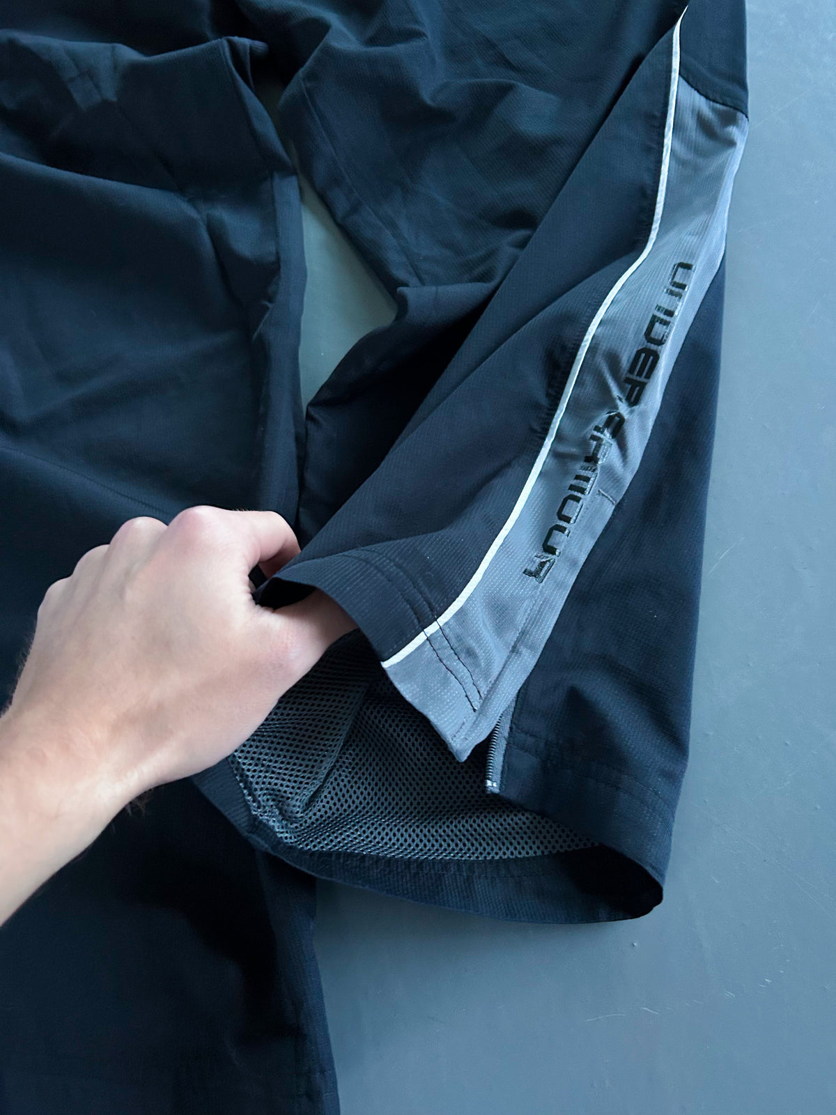Under Armour Vintage Trackpants | M
