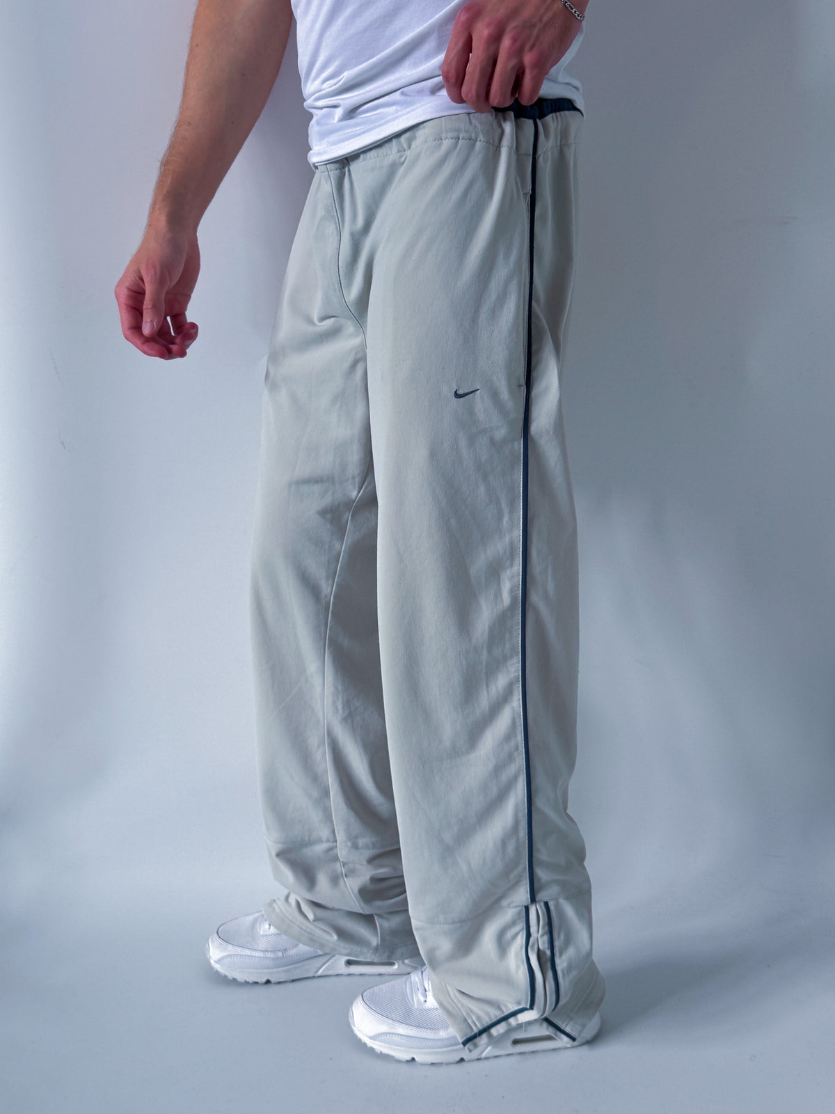Nike Vintage Trackpants | L