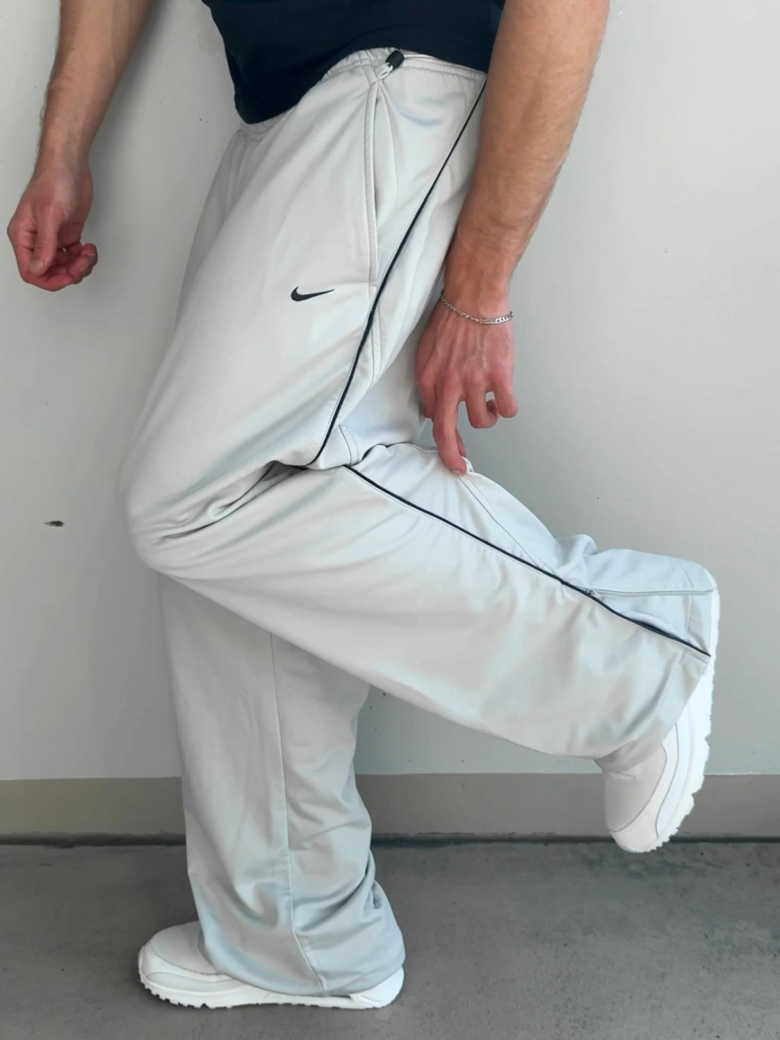 Nike Vintage *PREMIUM* Trackpants | M