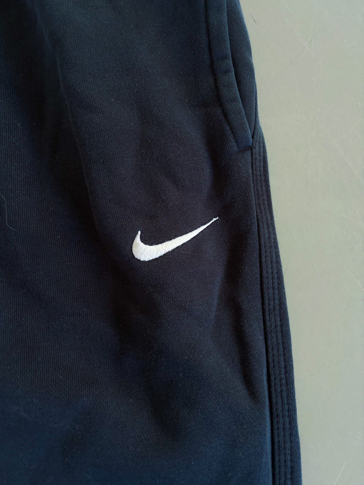 Nike Vintage Trackpants | XS