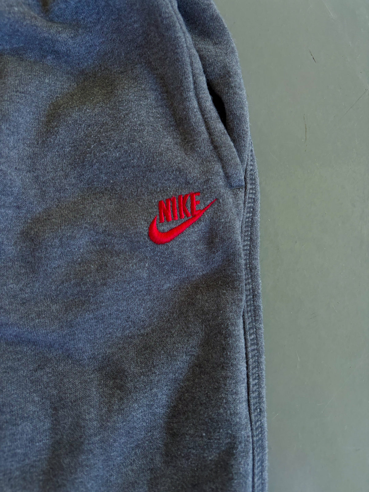 Nike Vintage Sweatpants | XL