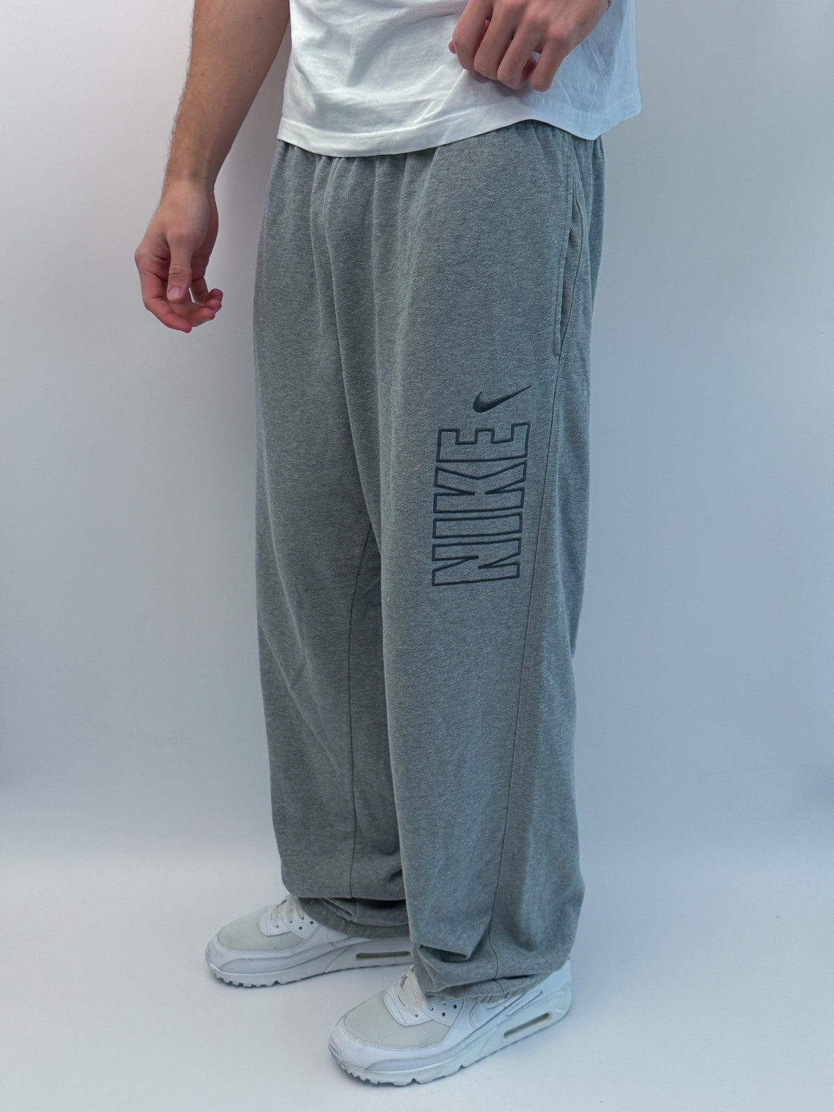 Nike Vintage Sweatpants | XL