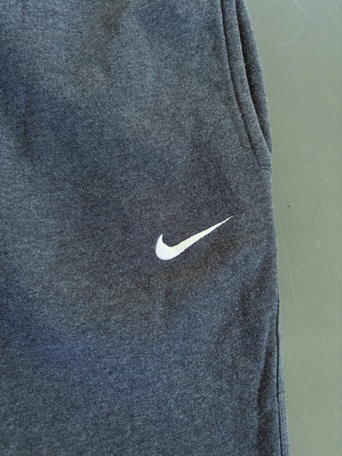 Nike Vintage Open Leg Sweatpants | M