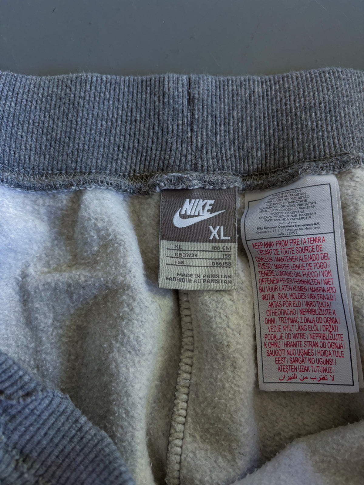 Nike Vintage Sweatpants | XL