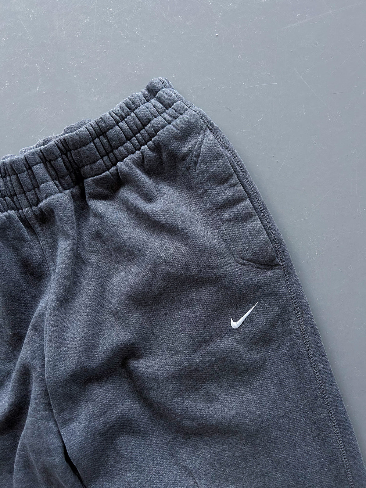 Nike Vintage Sweatpants | S