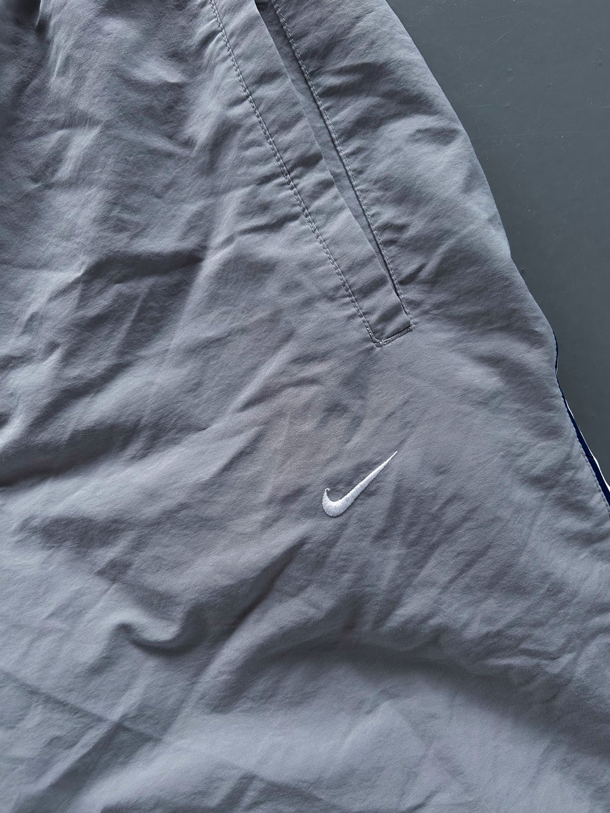 Nike Vintage Trackpants | L