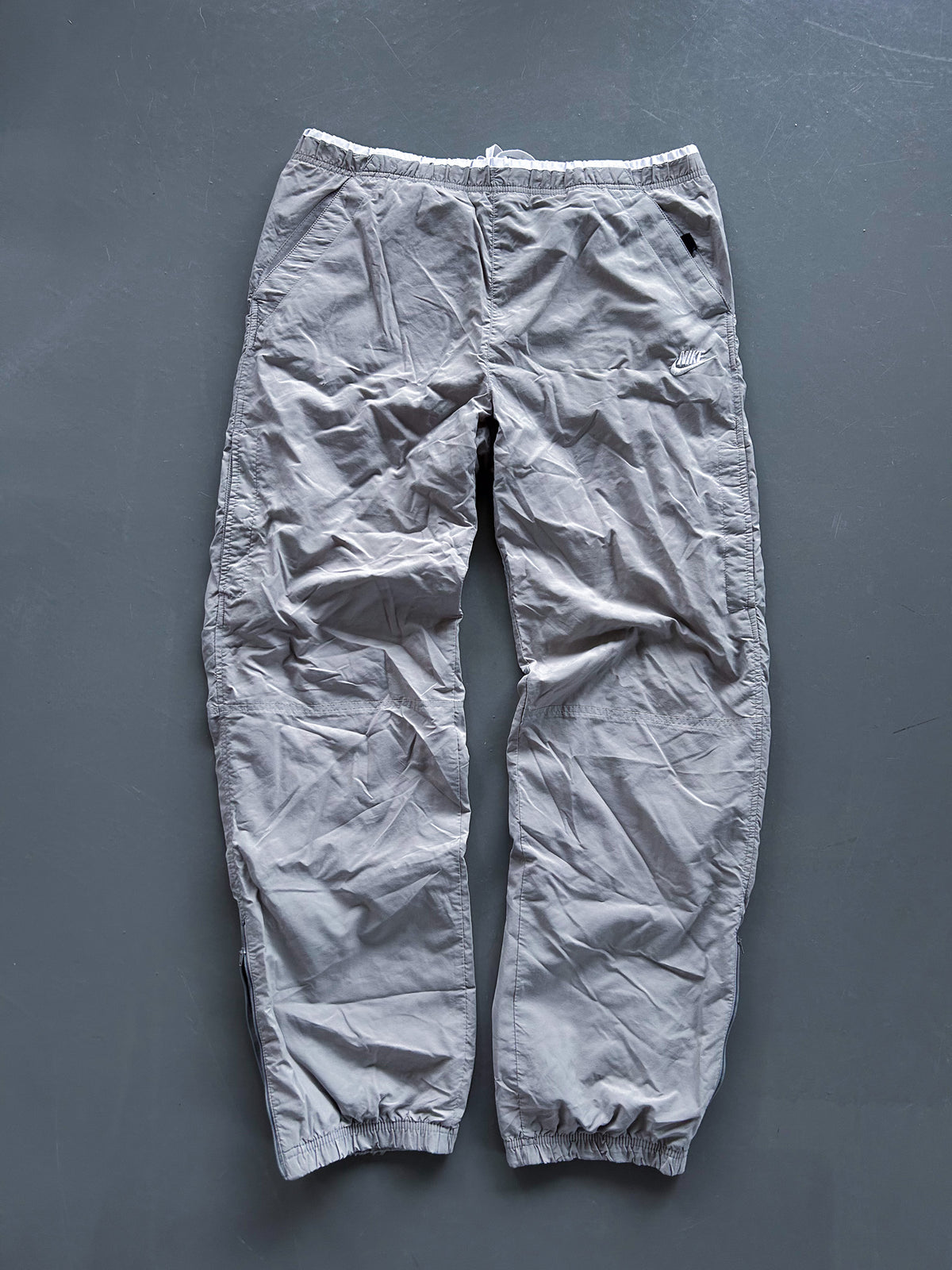Nike Vintage Trackpants | L