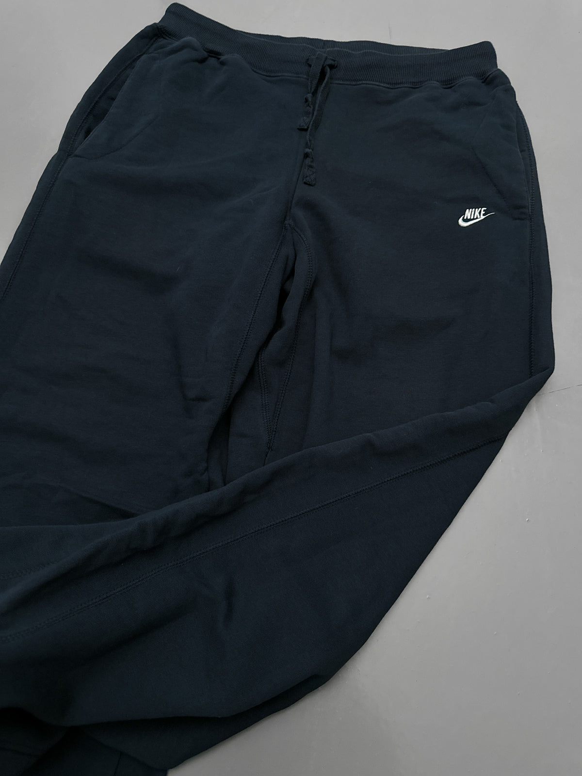 Nike Vintage Open Leg Sweatpants | L